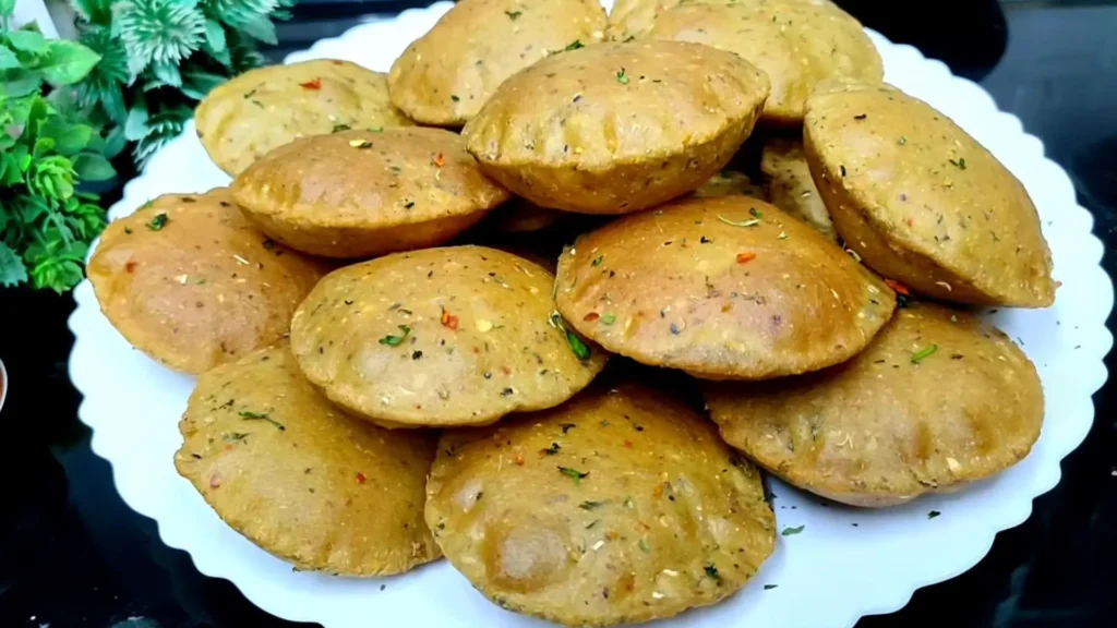 Aate Ki Achari Masala Puri Recipe In Hindi