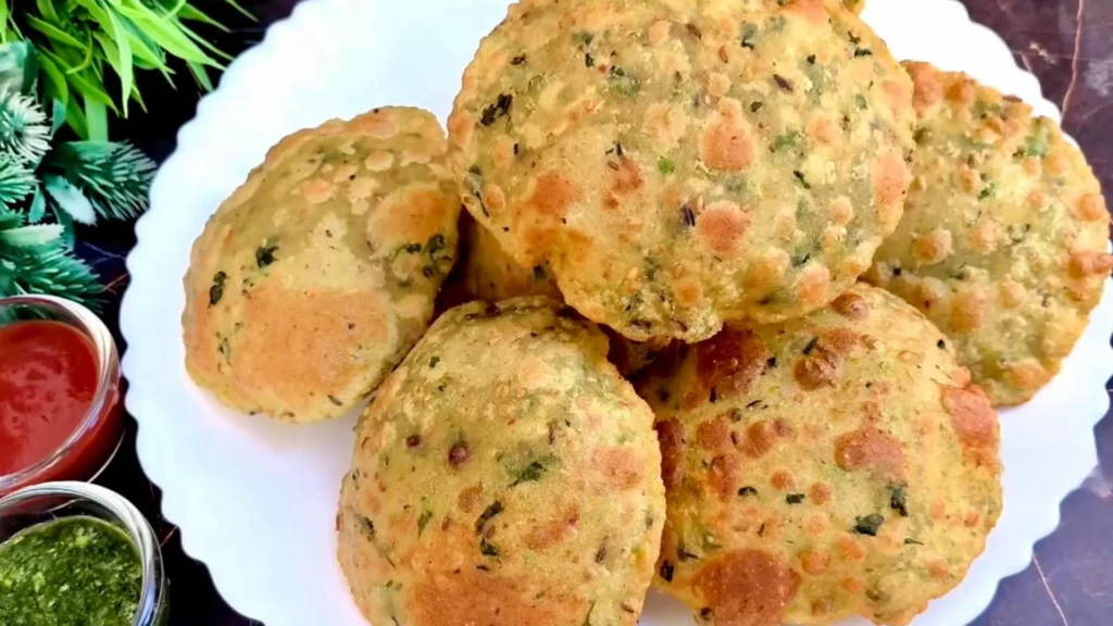 Masala Puri Recipe With Green Peas